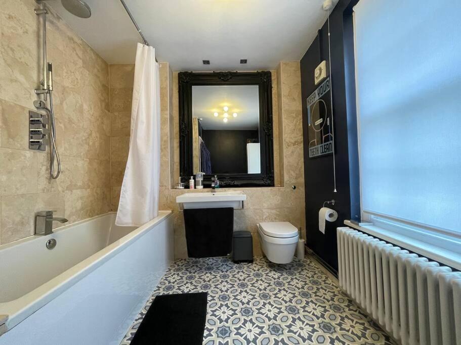 Gorgeous 2 Bedroom Apartment Edge Of Cabot Circus 布里斯托 外观 照片