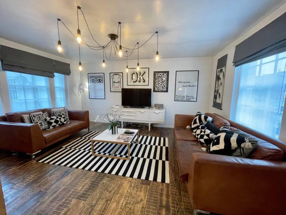 Gorgeous 2 Bedroom Apartment Edge Of Cabot Circus 布里斯托 外观 照片